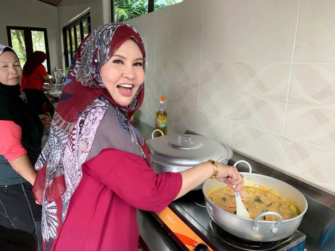 “Siang Mangga Macam Siang Ayam” – Dato’ Aliff Kongsi Resepi Thai, Miang Kham!