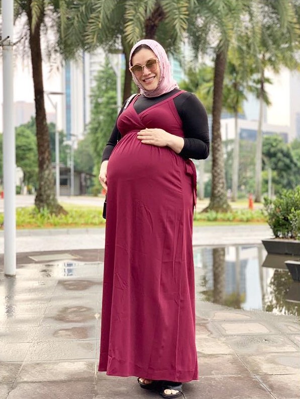 Bersalin Kaedah C-Sect, Zizie Dedah Rahsia Turun 20kg Lepas 44 Hari Berpantang