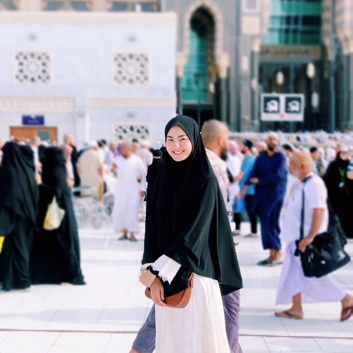 “Tak Berkelip Pandang Kaabah” – Wany Hasrita Kongsi Pengalaman Sebak Tunai Haji