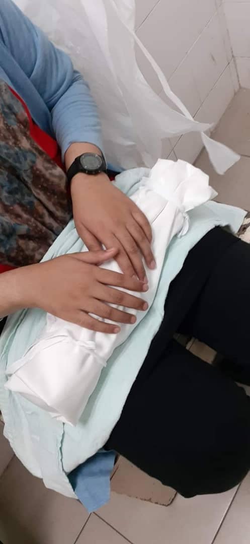 Anak Pergi Dulu, Isteri Pula Menyusul Lepas Bertarung Nyawa Akibat Sesak Nafas