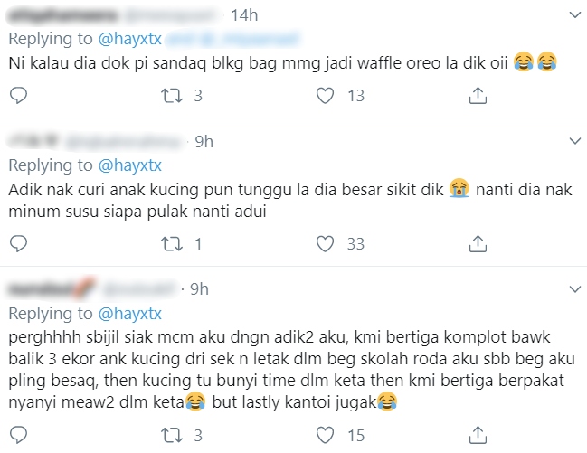 Suka Anak Kucing, Murid Ini Sumbat Dalam Beg Walaupun Mata Belum Terbuka Lagi