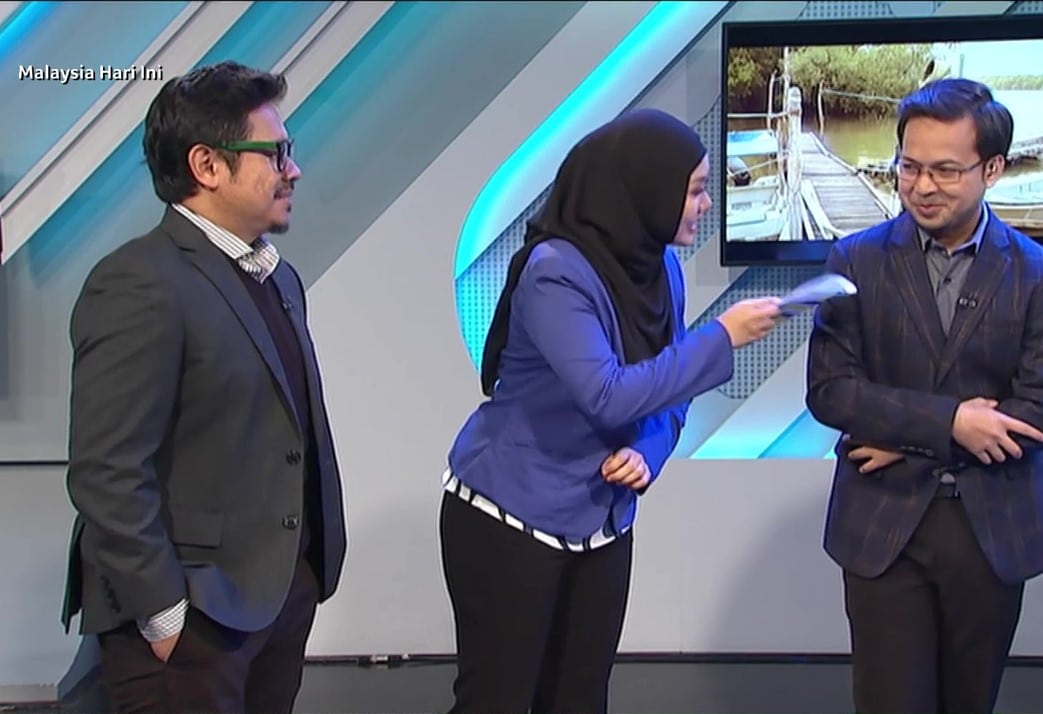 [VIDEO] Teruja Nyanyian Persis Ahmad Jais, Hos Siap Minta Dendangkan Lagu Raya