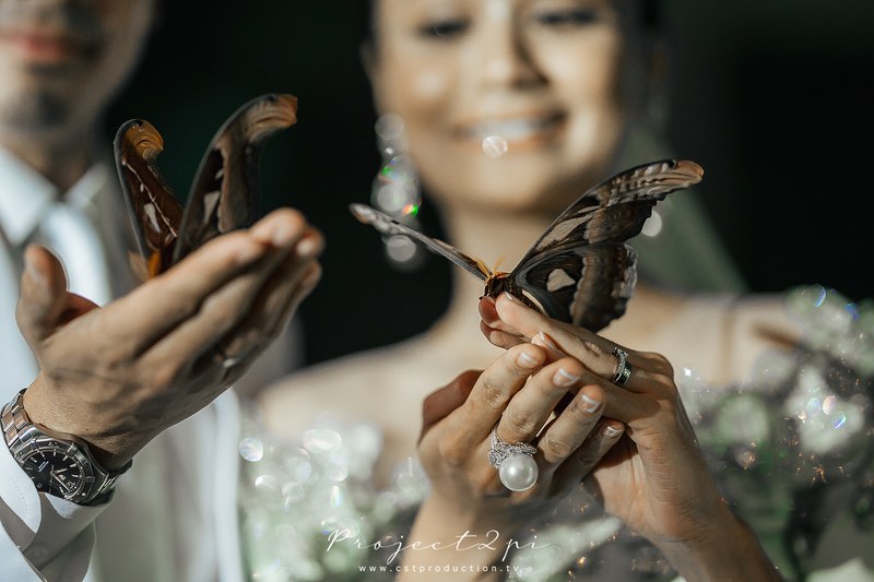 Lambang Cinta Sejati, Kupu-Kupu Terbesar Dunia Cetus Magis Di Resepsi Tasha