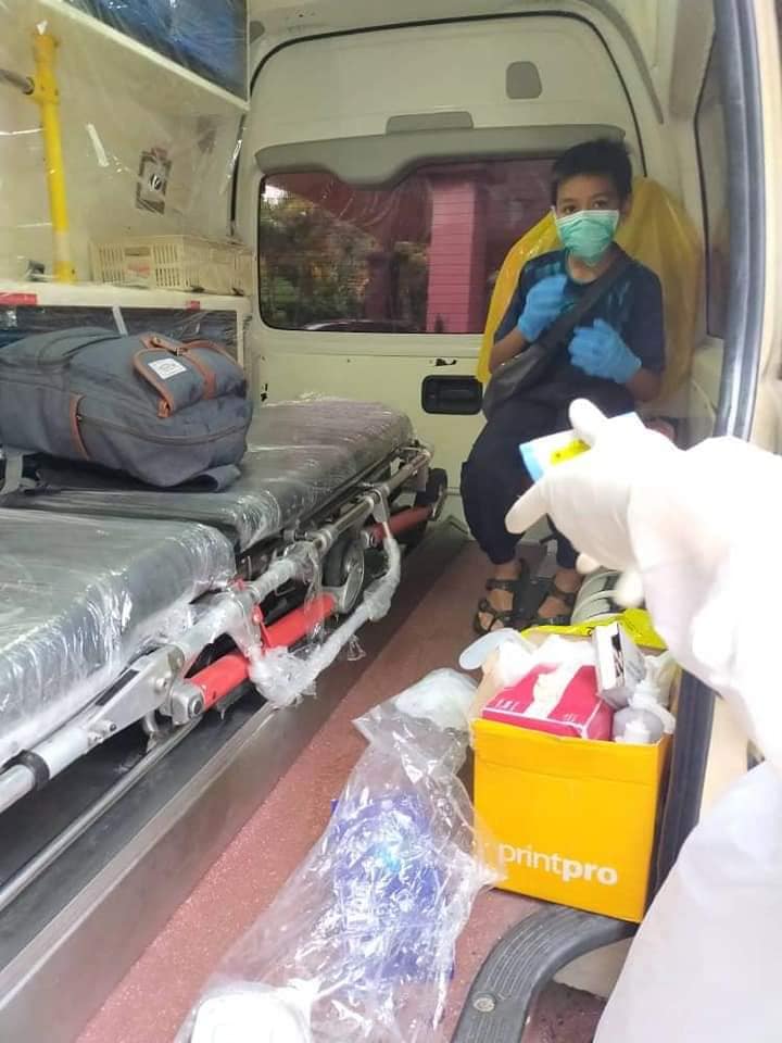 Ambulans Bawa Pergi Budak Sekolah Positif COVID-19, Ibu Ayah Tak Boleh Temankan