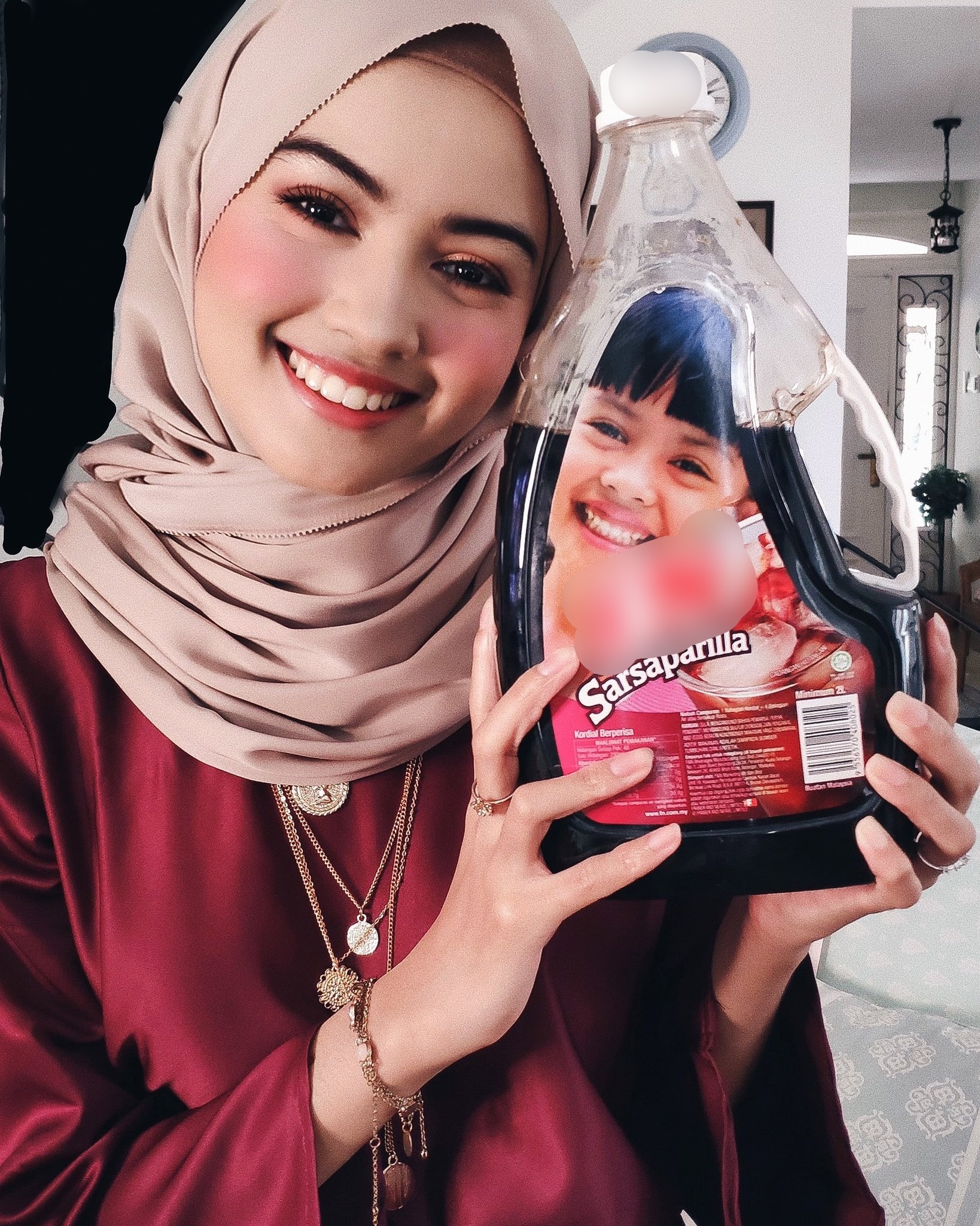 Disangka Liyana Jasmay, Rupanya Ini Wajah Sebenar Budak Di Sebalik Air Kordial