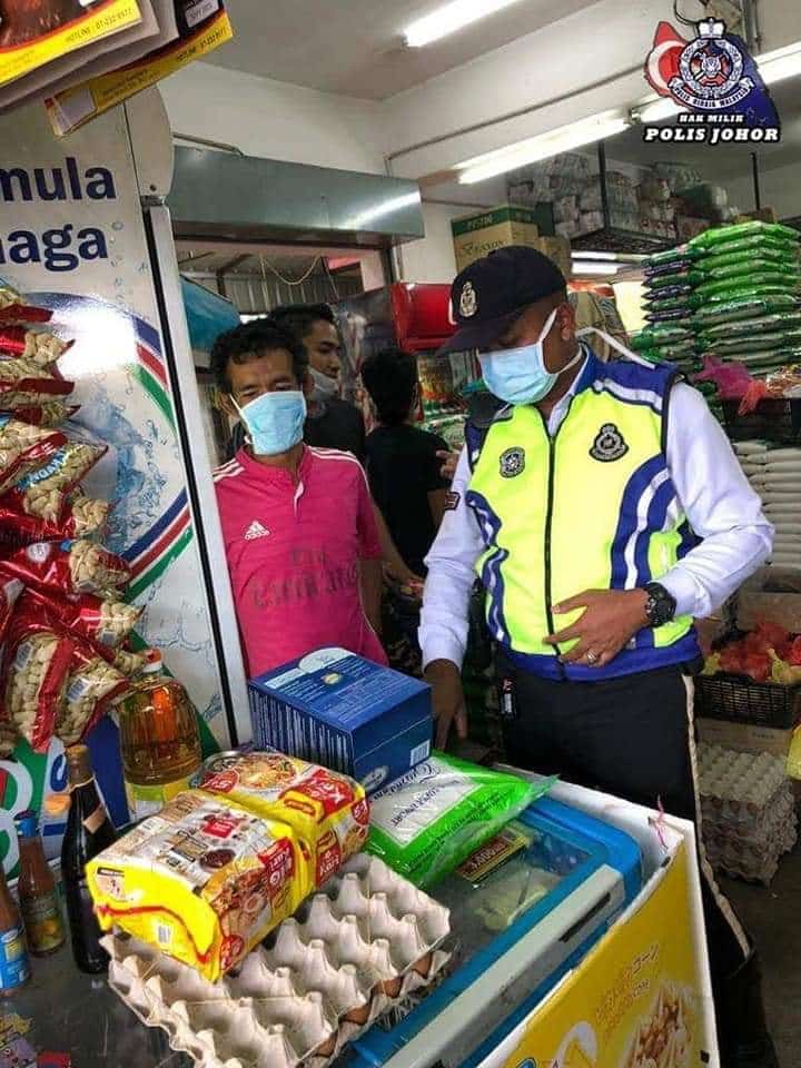 Disangka Ingkar PKP, Rupanya Suami Isteri Tebalkan Muka Merayu Beli Susu Anak