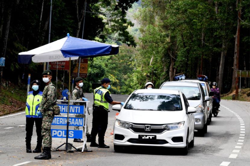 Jawab Berjela-Jela Masa Roadblock, Lelaki ‘Terciduk’ Askar Teka Pekerjaannya