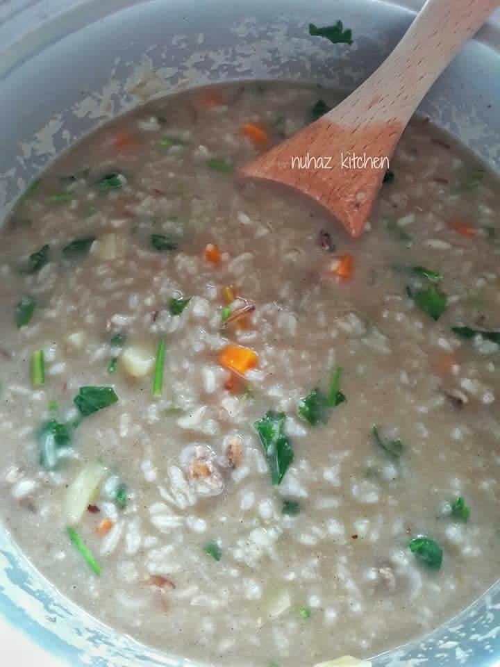 Tak Payah Guna Dapur Gas, Ini Dia Resipi Mudah Bubur Lambuk Style ‘Rice Cooker’