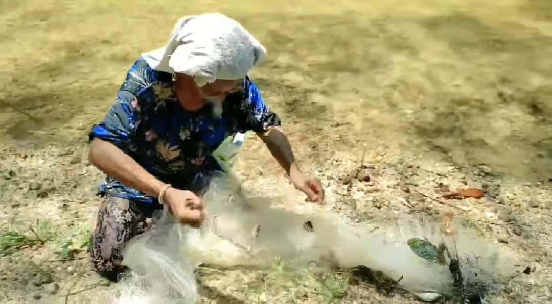 Tak Harapkan Ihsan Ramai, Tok Melah Kerah Kudrat 80 Tahun Menjala Ikan Demi..