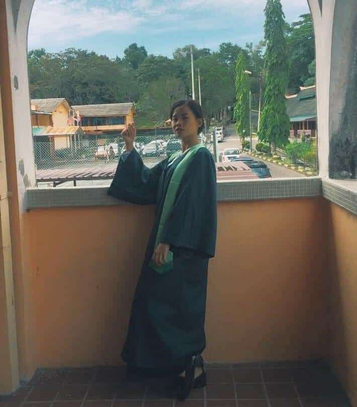 Dulu Pandai Sampai Jadi Student Popular, Kini Tergamam Kenangkan Masa Depan..
