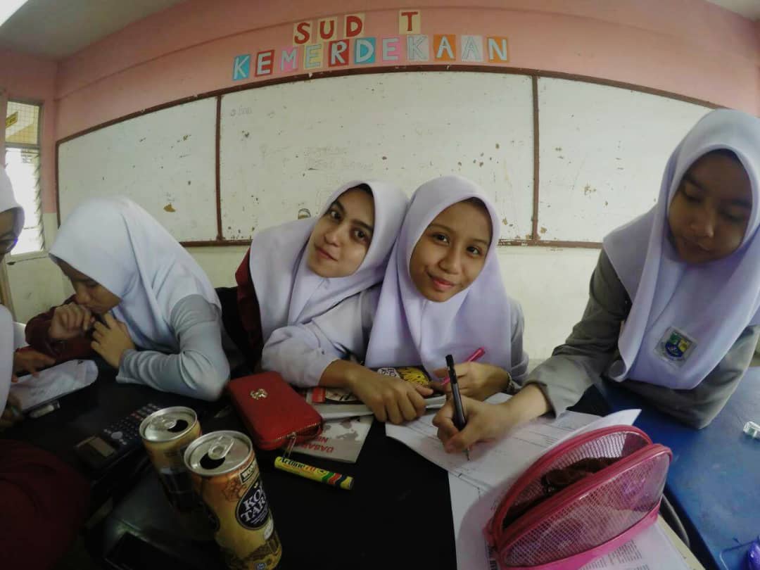 Banyak Kenangan Bersama, Gadis Reda Kawan Baik ‘Pergi’ Akibat Apendiks Pecah