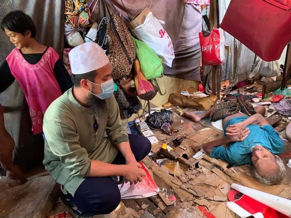 Tarik Nafas Lega, Derita Berpuluh Tahun Keluarga Pak Ishak Kini Sudah Berakhir