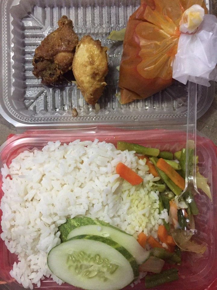 “Sedih Gila…”-Budak U Merungut Standard Makanan PKP, Si Pemberi Akui Menyirap