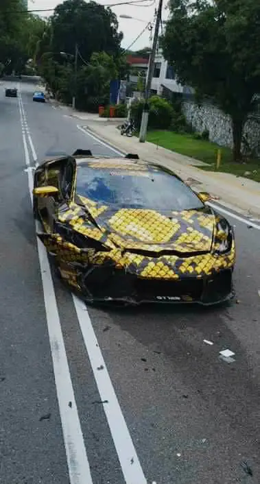 Lepas Remuk Dihentam, Pemilik Lamborghini Gantikan Ibu Tunggal Kereta Baru..