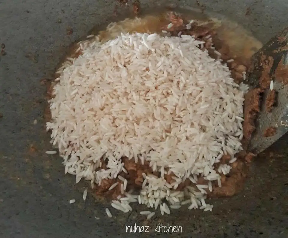 Tak Payah Guna Dapur Gas, Ini Dia Resipi Mudah Bubur Lambuk Style ‘Rice Cooker’