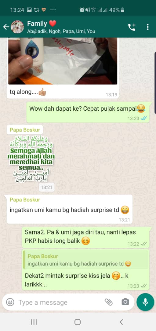 Mak Luah Rasa Rindu Sebab Berjauhan, Sekali Anak ‘Terciduk’ Bila Cuba Bermanja