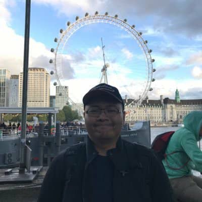 Ayah Tengah Dikebumi, Tapi Saudara Sibuk Mengumpat Anak Sebab Bawa Kereta Lama