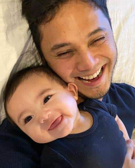[VIDEO] Teruja Tengok Muka Sendiri, Gelagat Comel Alisa Buat Hairul Naik Geram