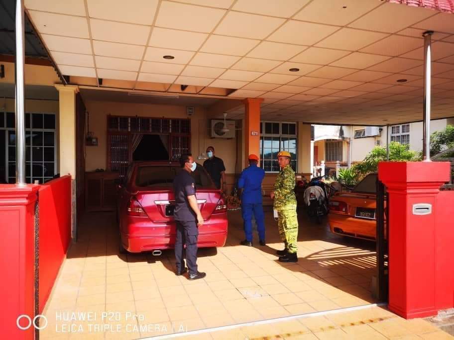 Luar Rumah Penuh Kenderaan, Awas Jangan Sampai Polis Jadi Tetamu Di Hari Raya
