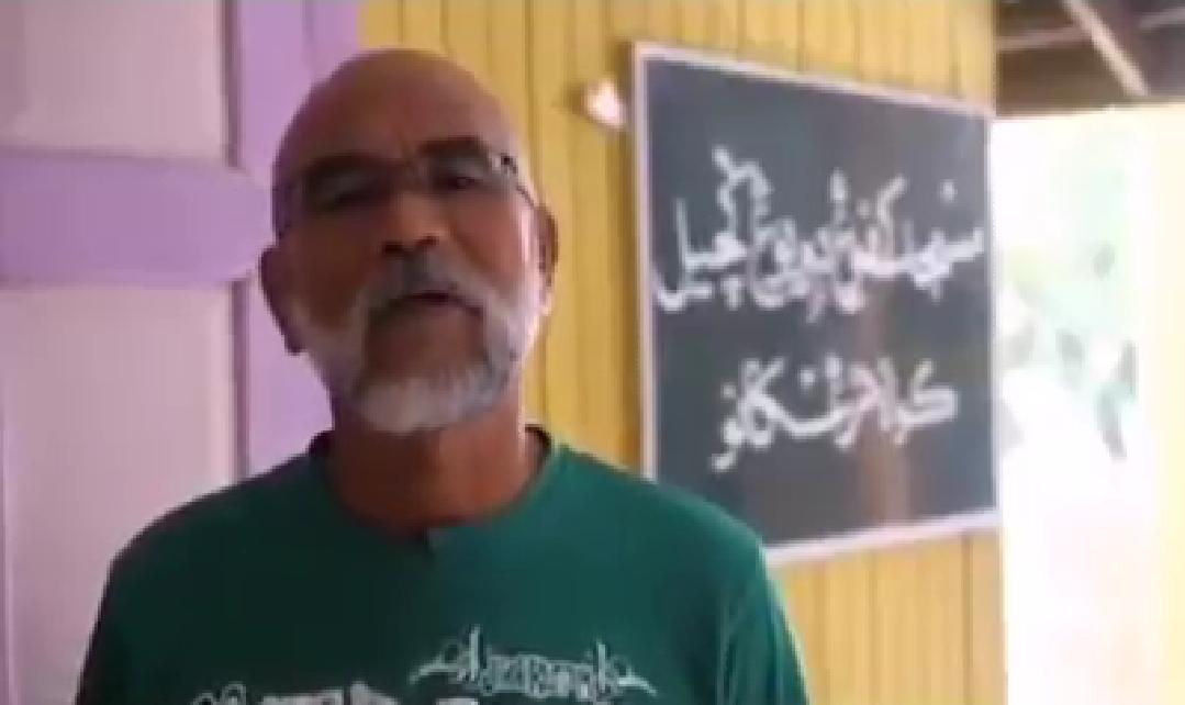 [VIDEO] Sampai Tersasul, Gelagat Pak Cik Bagi Ucapan Raya Buat Ramai Berdekah