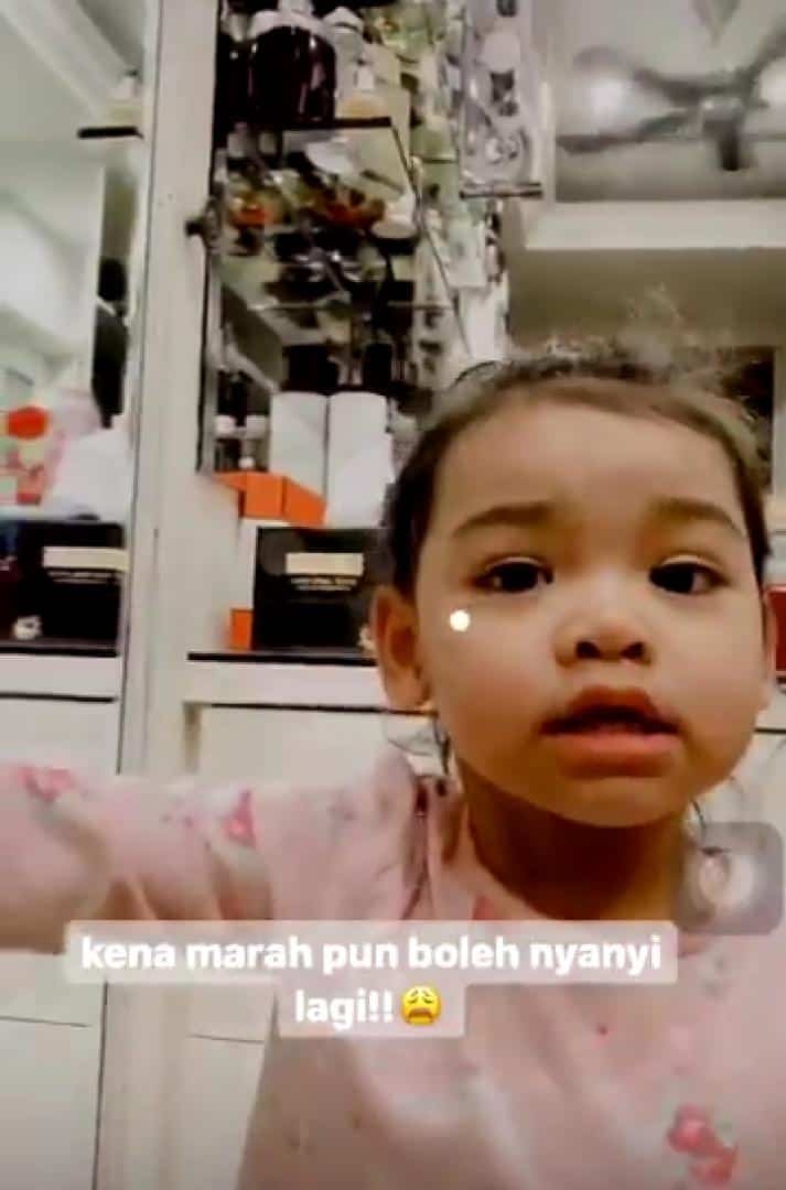 Sempat Ajak Nyanyi Sekali, Gelagat Aafiyah Lepas Kena Marah Memang Comel Habis