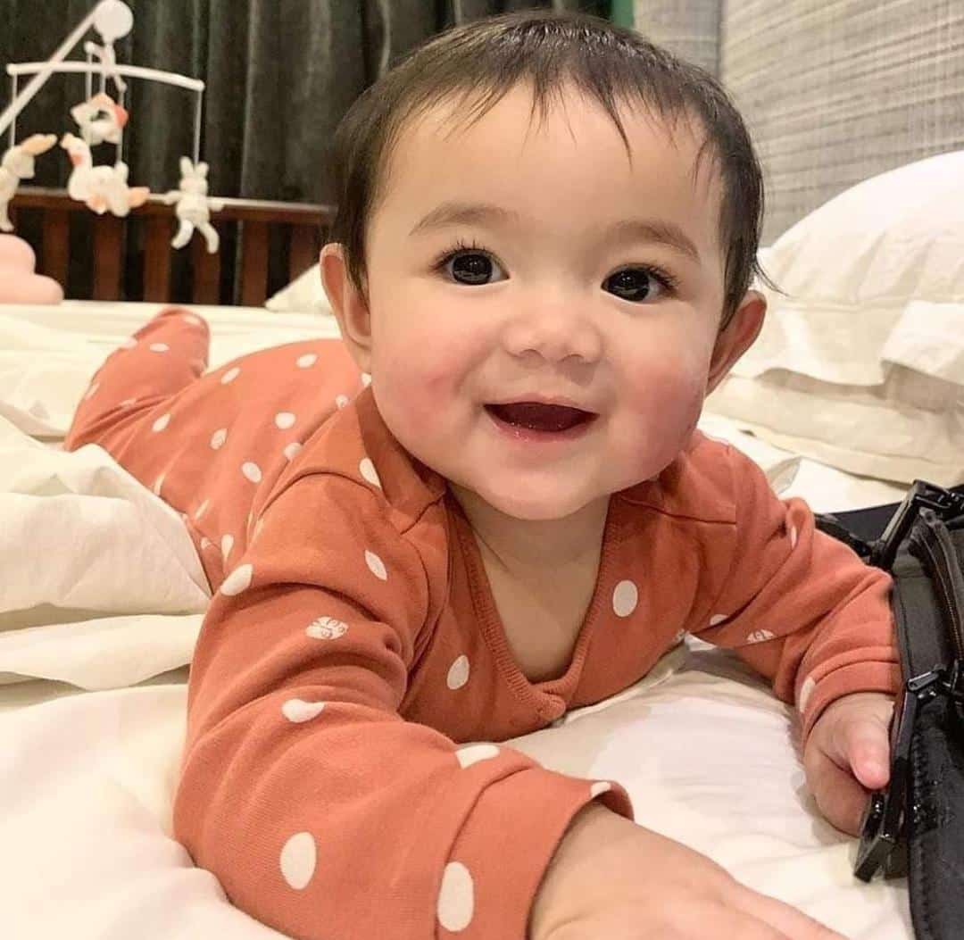 [VIDEO] Teruja Tengok Muka Sendiri, Gelagat Comel Alisa Buat Hairul Naik Geram
