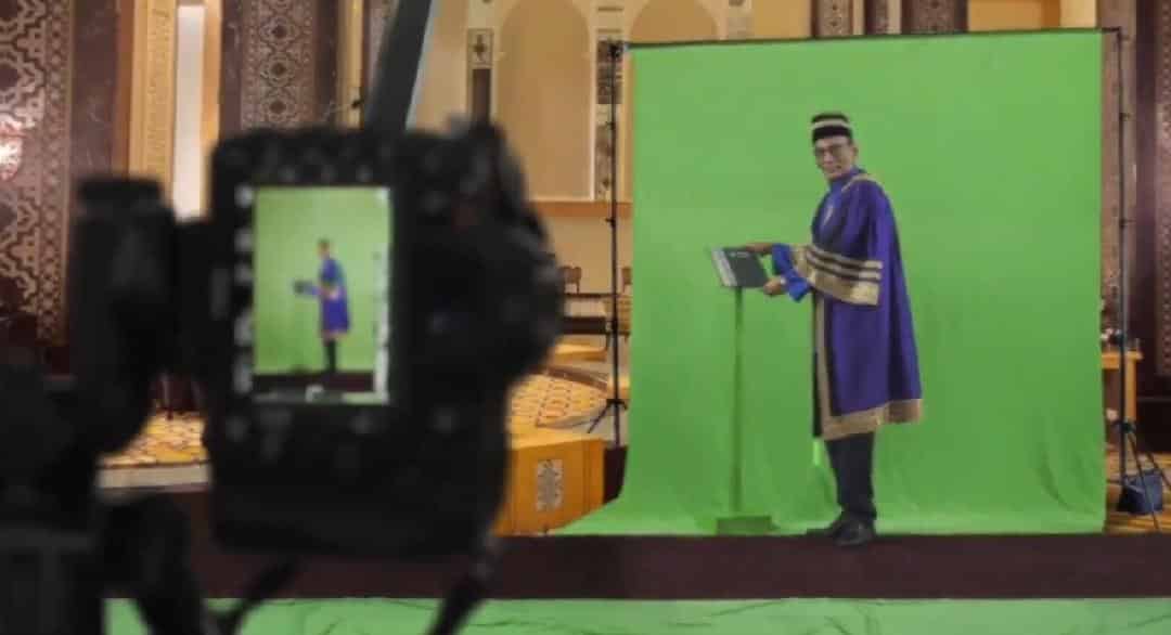 [VIDEO] Tiada Lagi Moment Naik Pentas, Istiadat Konvo Norma Baru Di Studio Saja
