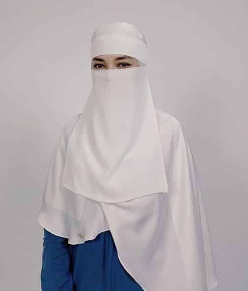 “Nak Keluar Air Mata Rasanya”- Penghijrahan Neelofa Buat Ramai Rakan Baik Sebak