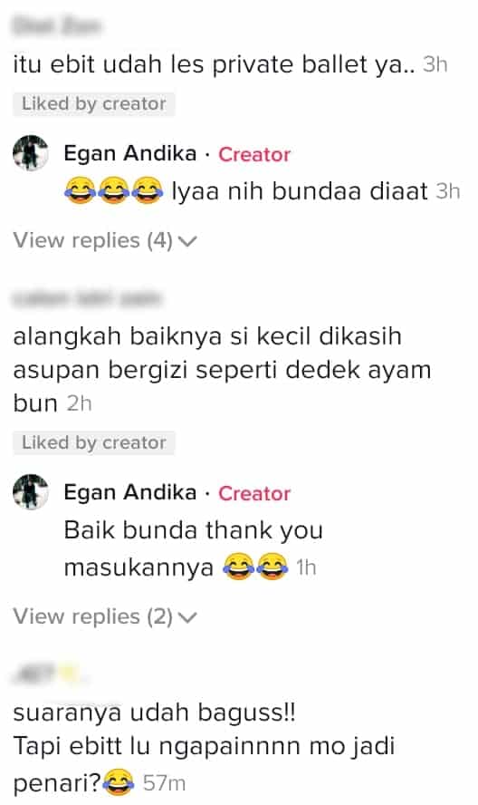 Baru Nak Nyanyi Lagu Sendu, Abang Pasrah Adik Jadi Back Up Dancer Di Belakang