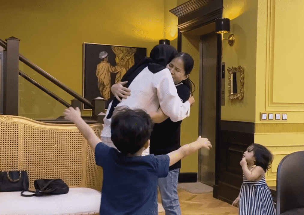 [VIDEO] Maid Nak Balik Filipina, Sebak Lihat Yusuf & Alisa Berat Lepaskan Pergi