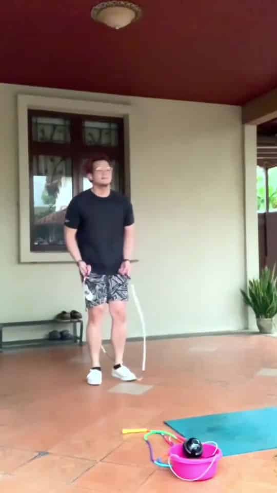 Nak Buat Freestyle, Pemuda Senak ‘Disebat’ Tali Skipping -“Tengok Pun Terasa”