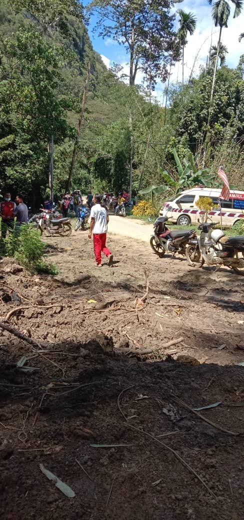 Cari Rezeki Demi Tanggung Keluarga, Pemuda Ajal Selepas Tergelincir Dari Gunung