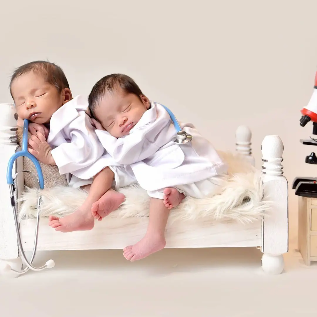 Impikan Semua Anak Jadi Doktor, Photoshoot Twins Dr. Sheikh Muszaphar Win Habis