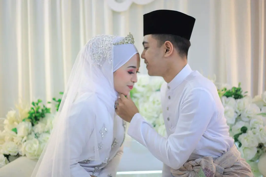 [VIDEO] Beli Baju Waktu Sales, Pengantin Share Bajet Kahwin Bawah RM5 Ribu