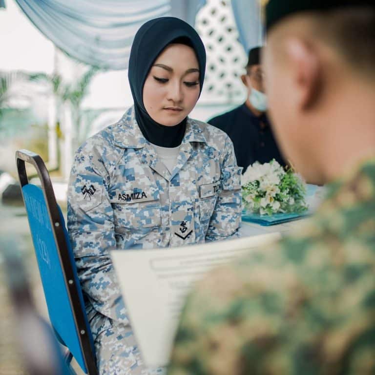 Tentera Niat Nak Daftar Saja, Tak Sangka Terus Nikah Pakai Uniform