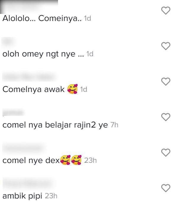 [VIDEO] Tengok Ayah Ngaji, Reaksi Baby Belek Buku ‘Alif Ba Ta’ Buat Ramai Kagum