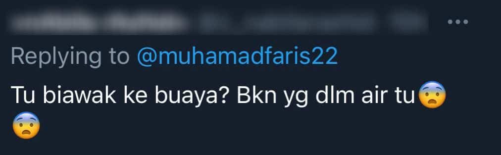 [VIDEO] Gaya Macam Filem Titanic, Pemuda Selamba Tidur Atas Tilam Redah Banjir