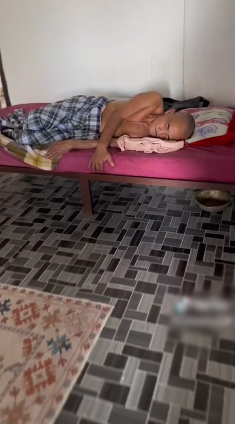 Gadis Dukung Ayah, Nekad Bawa Ayah Balik KL Jadi Perhatian Netizen